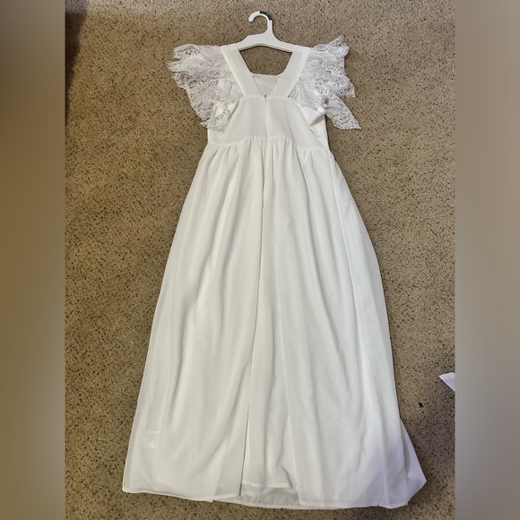 Holy Communion Dress & Veil 🕊️ - Picture 5 of 7